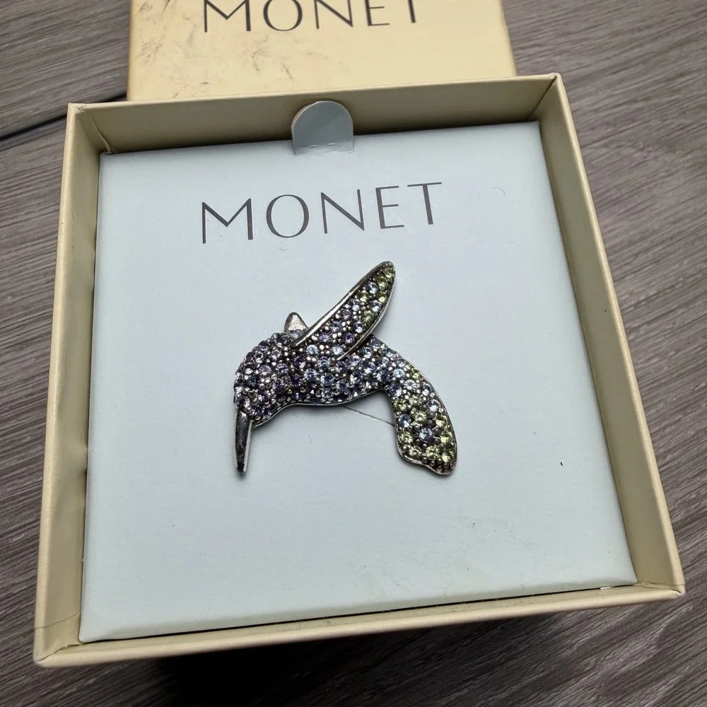 Vintage Signed Monet Purple Green Rhinestone Hummingbird Brooch Gold Tone New